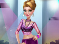 Игри Dove Runway Dolly Dress Up
